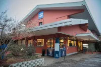 Blue Relais Maggiore Hotels in Agrate Conturbia