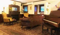 Ivy Manor Inn Village Center Hotels in Gouldsboro