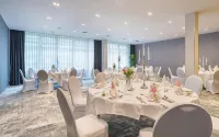 Achat Hotel Suhl Hotels in Зуль