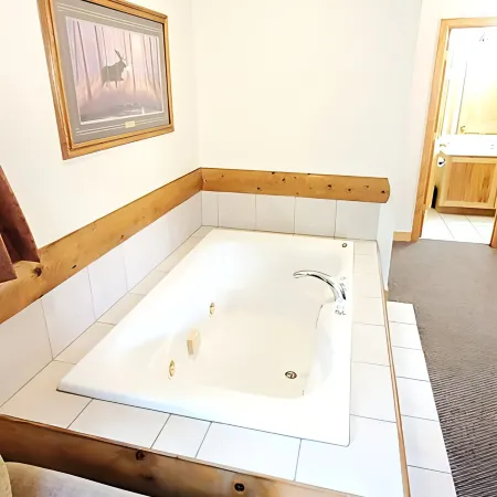 Lifetime Memories, Hiking Trails, WIFI, Near River, Play Ground, NO CLEANING FEE