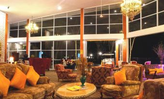 Summer Luxury Beach Resort & Spa