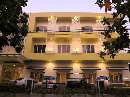 Hotel Dewanti Cirebon