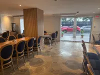 Hotel Ramada - breakfast