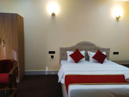 Maa Paradise World Отели в г. Алипердьюар