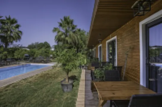 โรงแรม เทอร์รา การ์เดน