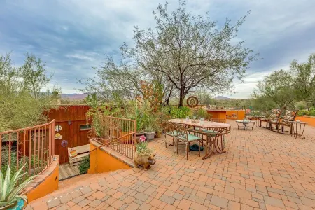 Spur Cross Inn Отели в г. Кейв Крик