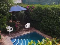 Casa Flores Bed & Breakfast Hotele w: Ajijic