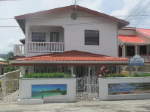 Tropical Breeze Vacation Home and Apartments Hotels near Saint Lucia National Trust