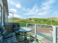 Beach Apartment 35 for 4 Guests, Callanstoog