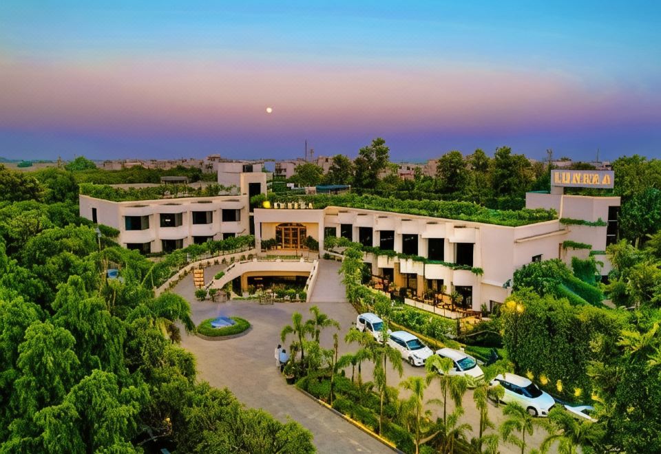 hotel overview picture