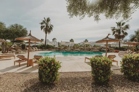 Lago Resort Menorca - Villas & Bungalows del Lago