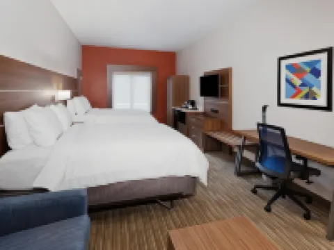 Holiday Inn Express & Suites ROME by IHG ロームのホテル