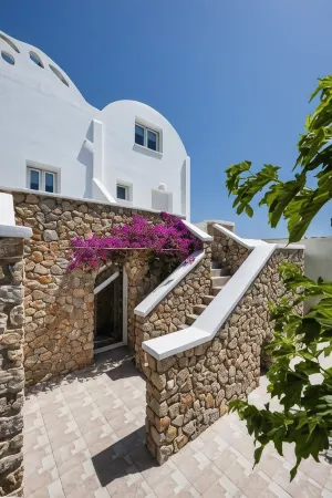 Aelia Luxury Suites