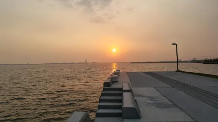 Blueheron Hostel Отели рядом с достопримечательностью «Dapeng Bay National Scenic Area»