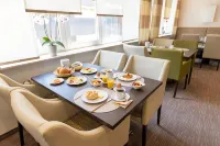 Hermes Hotel Oldenburg - breakfast