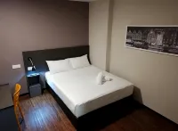 The Loft Plaza Hotel Hotel di Bangi