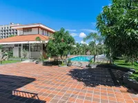 Sandy Residence Hotels near أترس بيتش