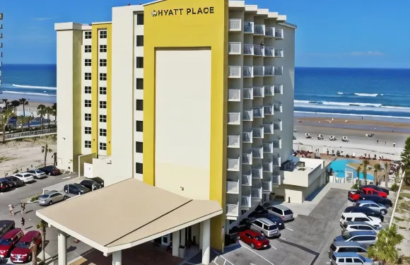 代託納海灘凱悦嘉軒酒店 - 海濱