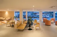 777Bliss Hometel 나콘파놈 호텔