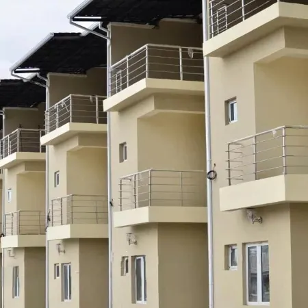 Omega Homes Guesthouse Lifecamp Abuja Отели рядом с достопримечательностью «Терминал аэропорта Абуджа Ннамди Азикиве»