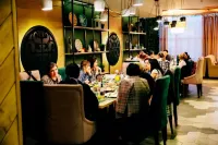 Altyn Shatyr Hotel and Restaurant Hotels in Aksay