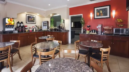 Best Western Angleton Inn