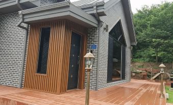 Hwacheon Yeoungwoong-Ine Pension