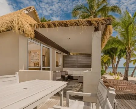 Crown Beach Resort & Spa Hotels in Arorangi