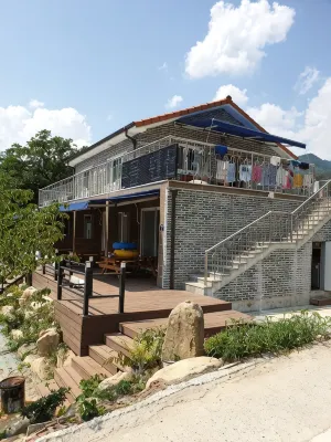 Mungyeong Clear Water Pension Hotel in zona Changsong-bong