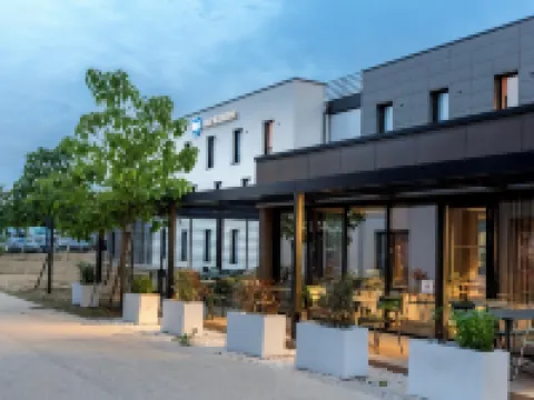 Best Western Dijon Quetigny Hotels near ESIREM Engineering School