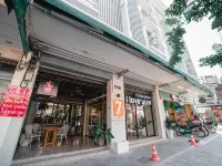 7 Days Premium Hotel at Icon Siam Hotels near BTS-Wutthakat