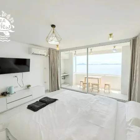 i Sea View Bangsaen Royal Beach