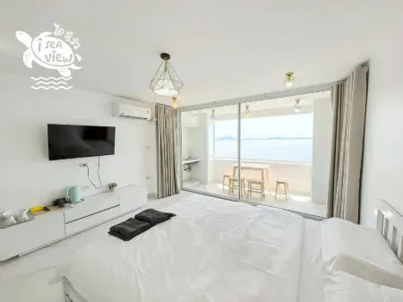 i Sea View Bangsaen Royal Beach Отели рядом с достопримечательностью «Храм Ада и Рая»