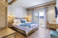 Sunrise Village Hotel Apartments