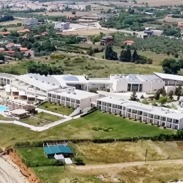 Ramada Plaza by Wyndham Thraki