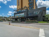 Apt em Cond C/ Piscina Aquecida em Floripa Cur0716 Hotels near Floripa Mall