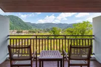 Sunprime Kamala Beach - غرفة مطلة على الجبل