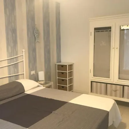 Lovely private garden apartment for four in Grado