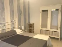 Lovely private garden apartment for four in Grado