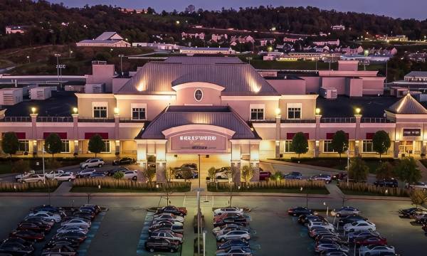 Hyatt Place at The Hollywood Casino Pittsburgh South