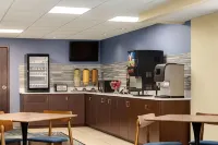Days Inn by Wyndham Grand Island I-80 - breakfast