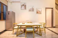 She Hehui Holiday Apartment (Longmen Nankun Daguan Store)