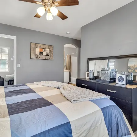 *POOL*HOT TUB*GRILL*KING/QUEEN BEDS*