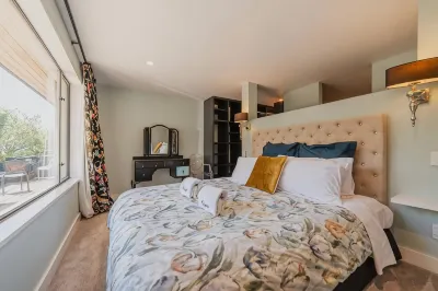 2BR Stay with Fireplace Hot Tub BBQ - Tasman Các khách sạn ở 