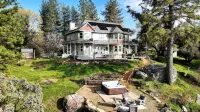 Breathtaking Hilltop Views - Spa, Sauna & Fire Pit - 4성급