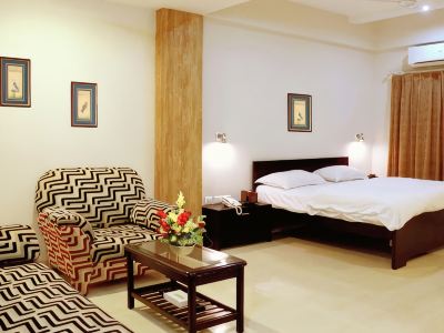 Shree Vilas Hotel
