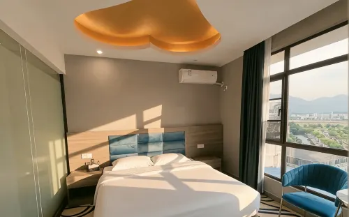 Shunhuage Hotel (Guilin University of Electronic Science and Technology Huajiang Campus Shop)