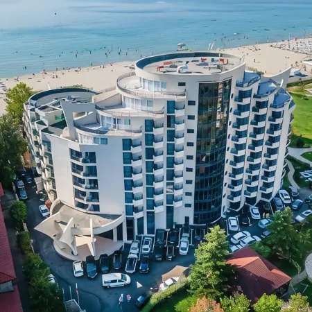 Hotel Zenith