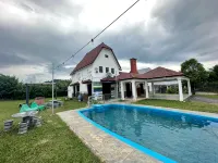 Lot 924 - A’Famosa Moments Villa covered BBQ KTV Pool