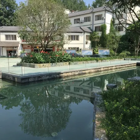 Huishangu Hot Spring Hotel